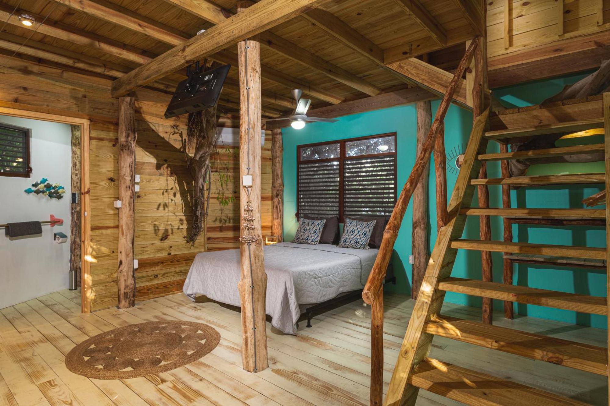 Mondi Lodge Sint Michiel Bilik gambar